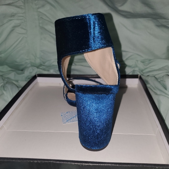 NIB Dark teal blue sandals by Qupid - Picture 4 of 5